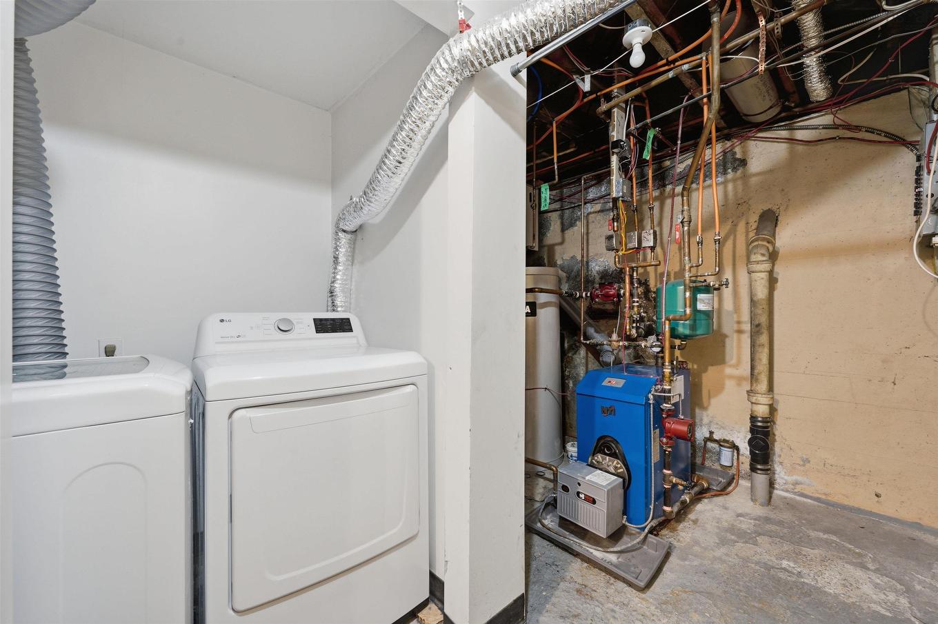 3312 Ashburn Avenue, Halifax, NS - Indoor Photo Showing Laundry Room