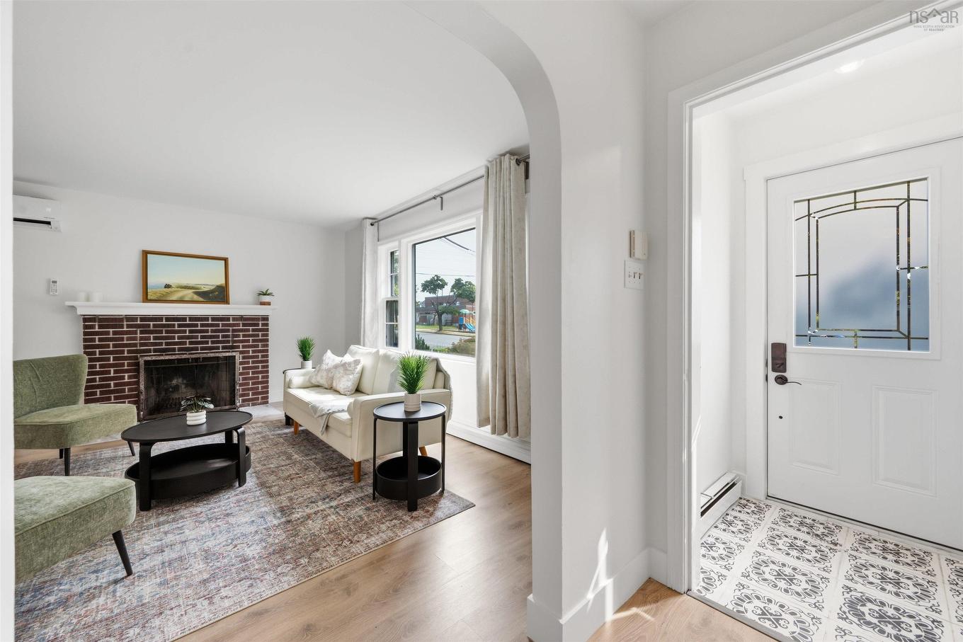 3312 Ashburn Avenue, Halifax, NS - Indoor Photo Showing Living Room With Fireplace