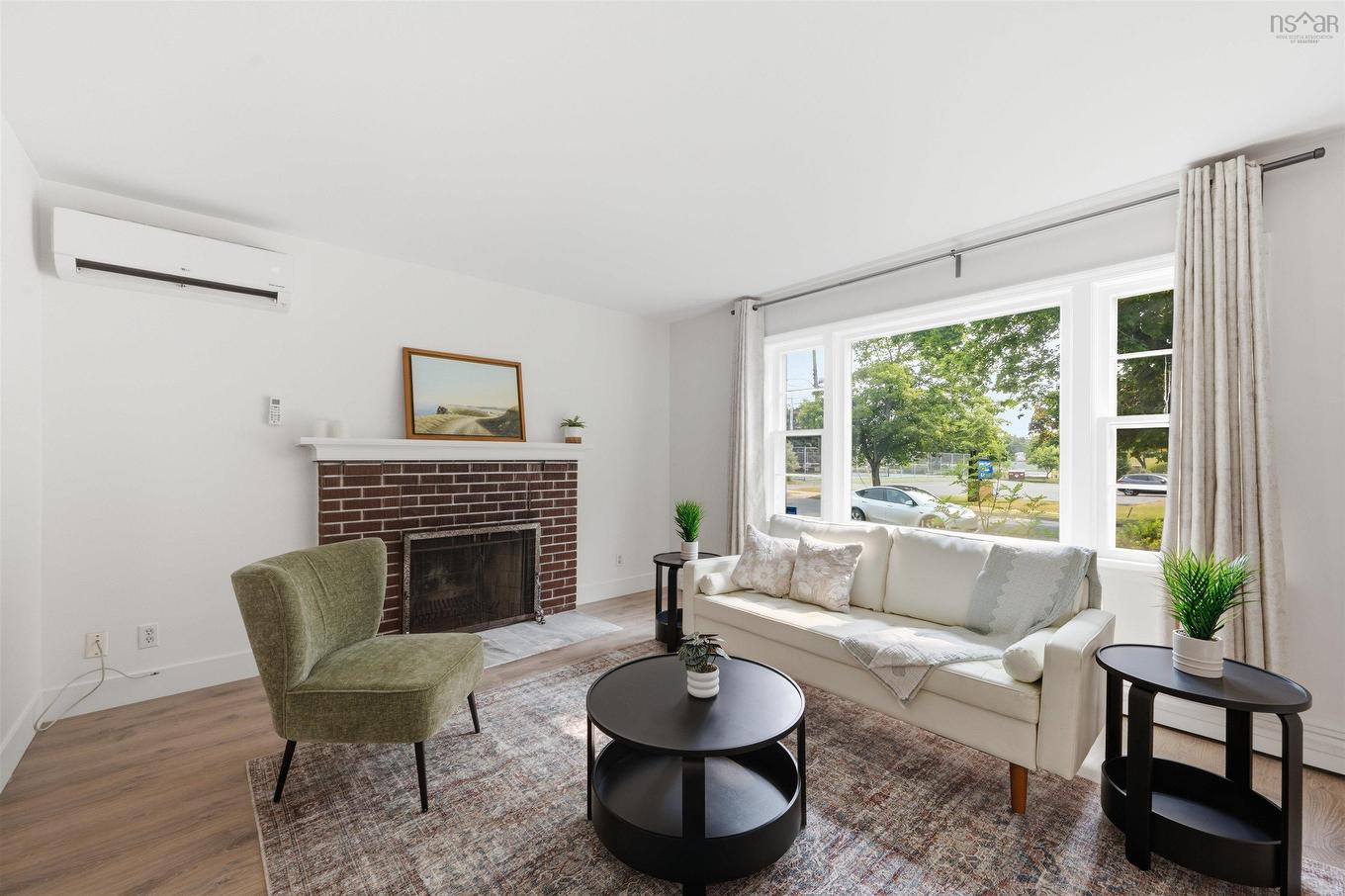 3312 Ashburn Avenue, Halifax, NS - Indoor Photo Showing Living Room With Fireplace