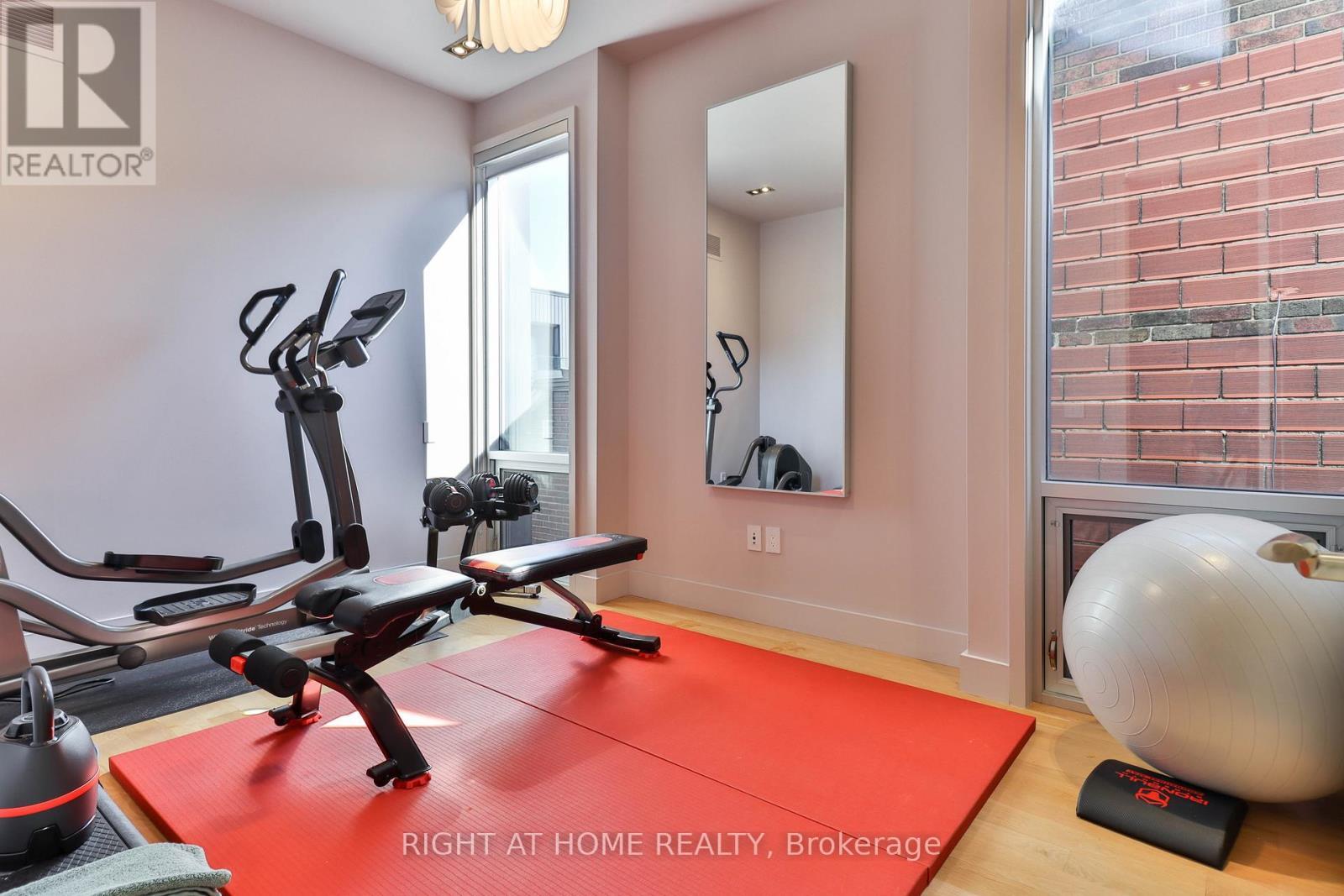 18 Mitchell Avenue, Toronto, ON - Indoor Photo Showing Gym Room