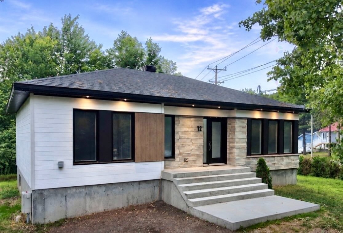 Façade - 12 Rue Pierre, Saint-Lin/Laurentides, QC - Outdoor