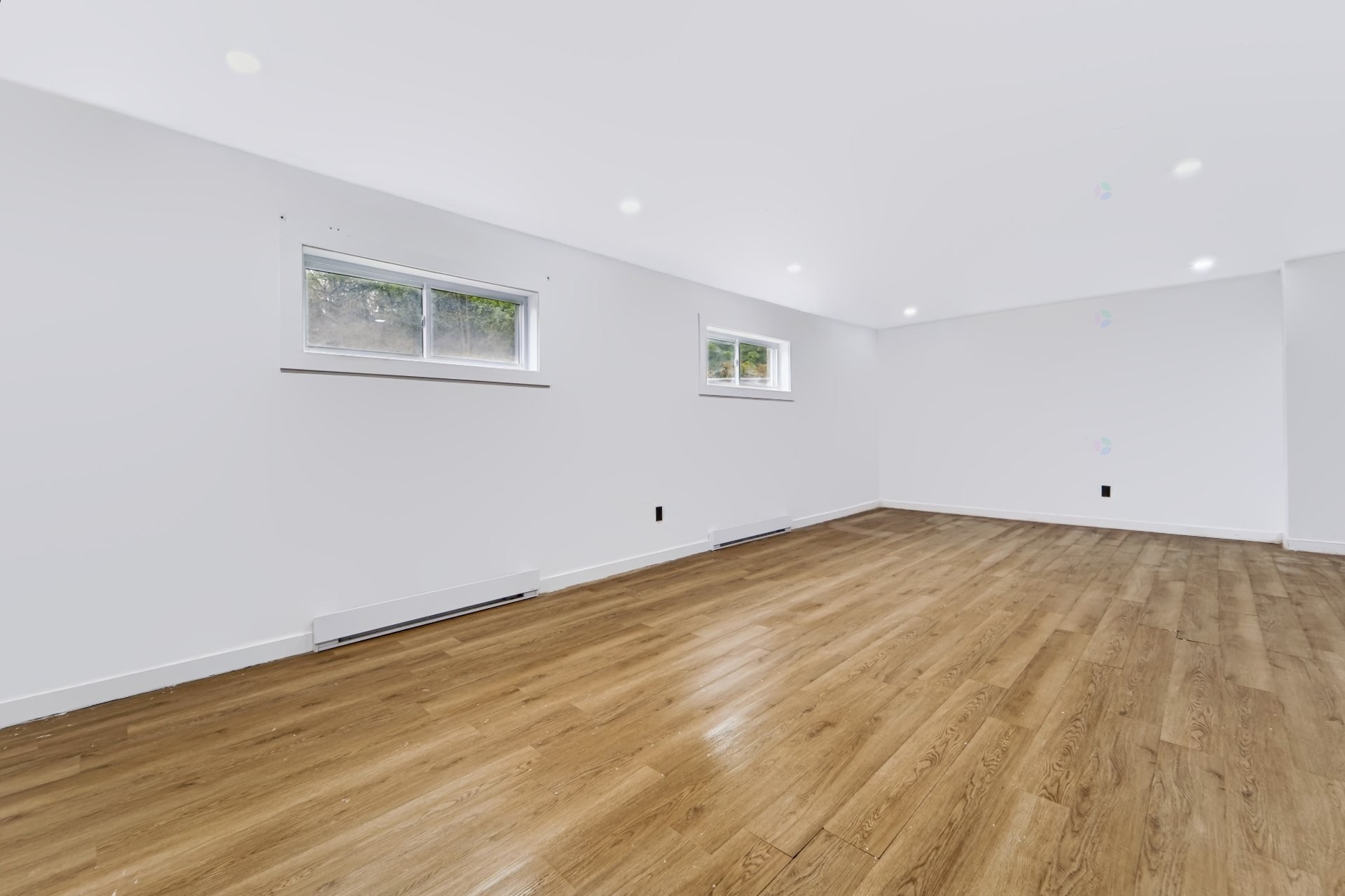 Salon - 12 Rue Pierre, Saint-Lin/Laurentides, QC - Indoor Photo Showing Other Room