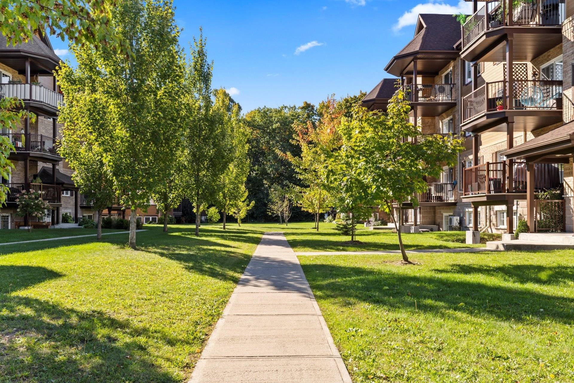 Overall view - 3-555 Av. Forest, Pincourt, QC - Outdoor With Balcony