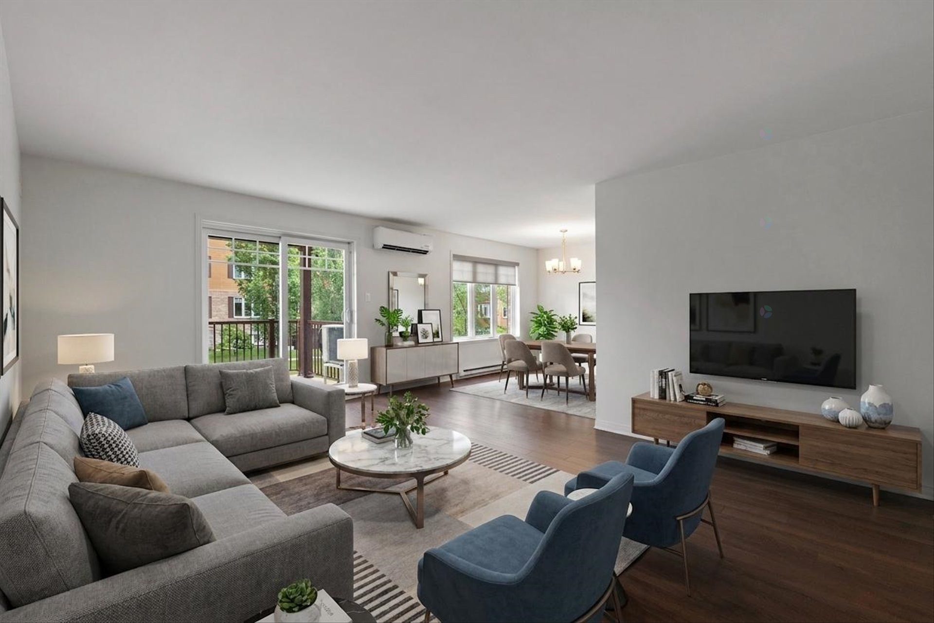 Living Room - 3-555 Av. Forest, Pincourt, QC - Indoor Photo Showing Living Room