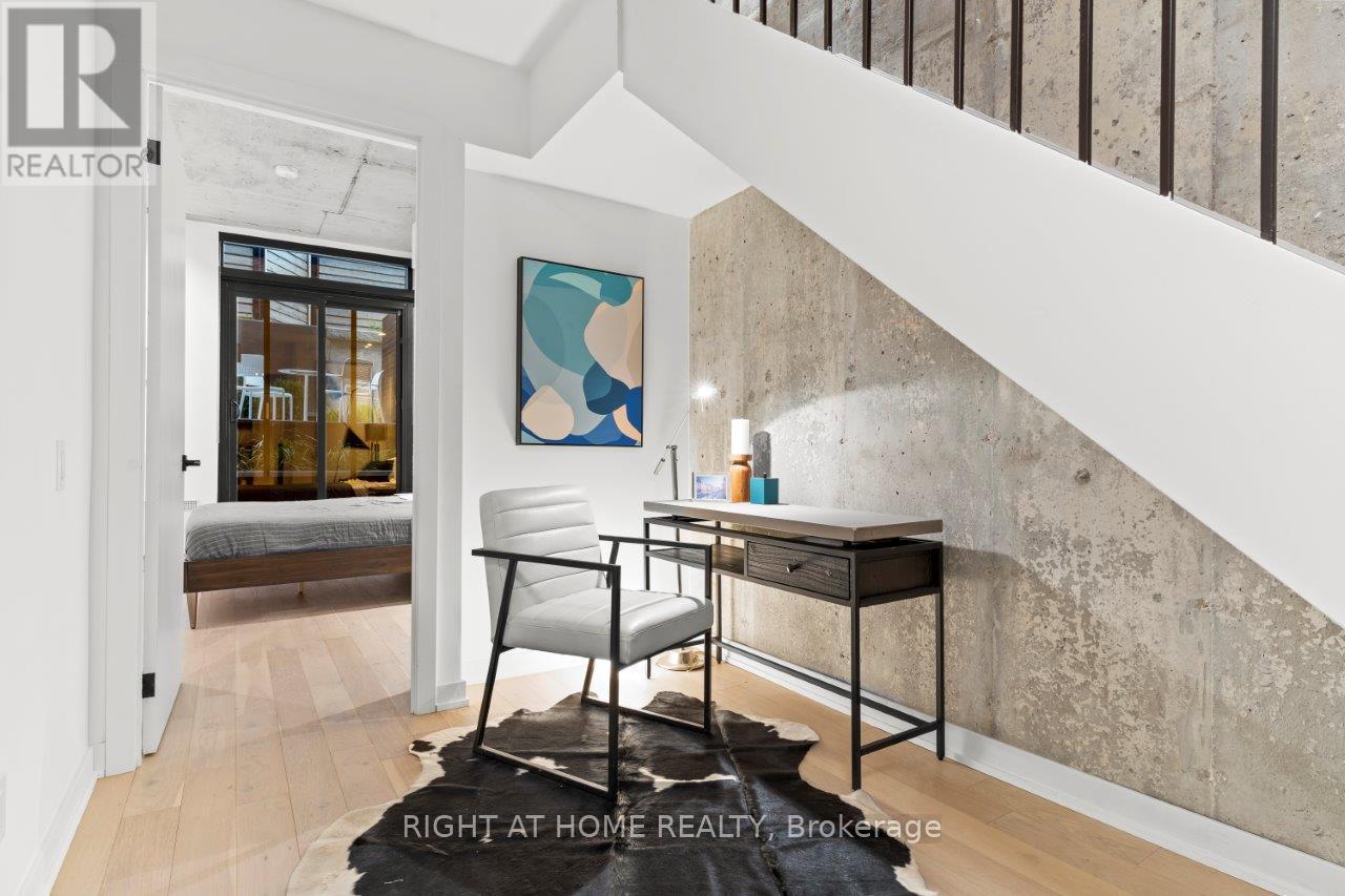 25 - 12 Dervock Crescent, Toronto, ON - Indoor Photo Showing Other Room