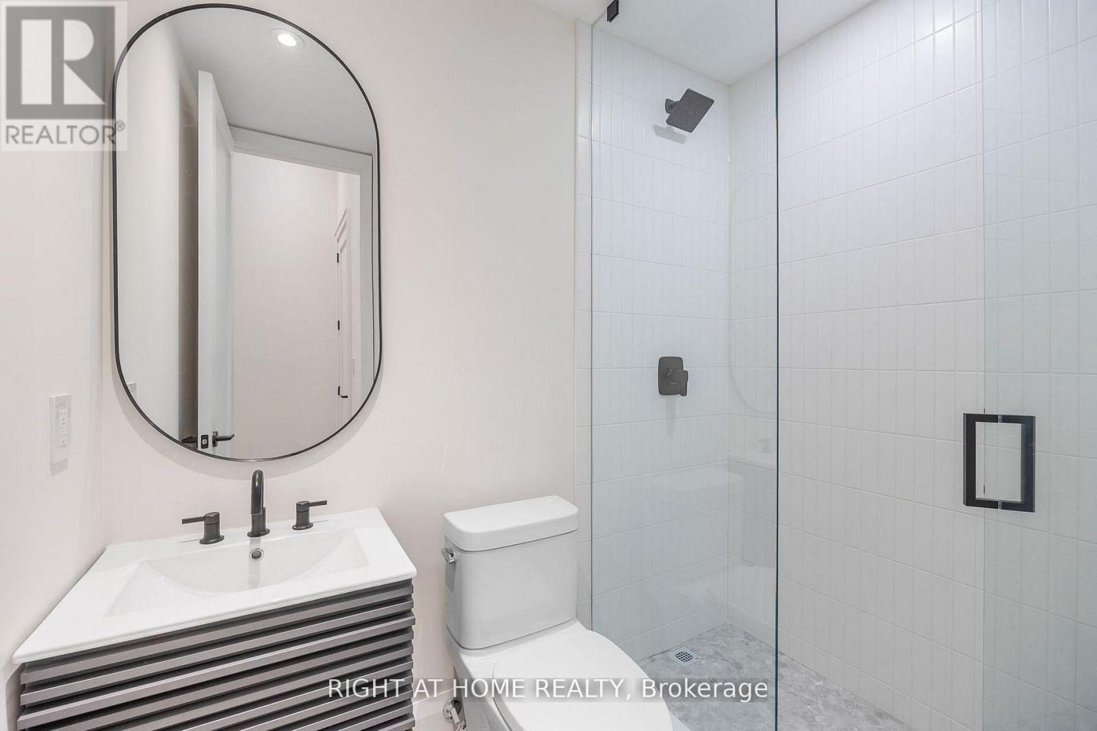 Basement Bathroom - 120 Hammell Street, Toronto, ON - Indoor Photo Showing Bathroom