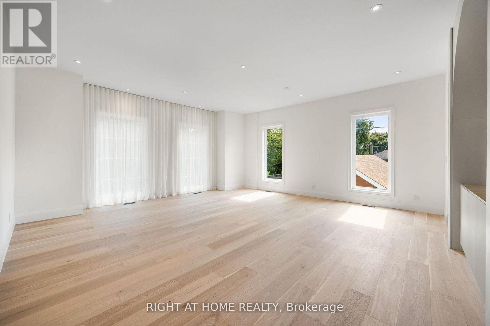 Living/Dining - 120 Hammell Street, Toronto, ON - Indoor