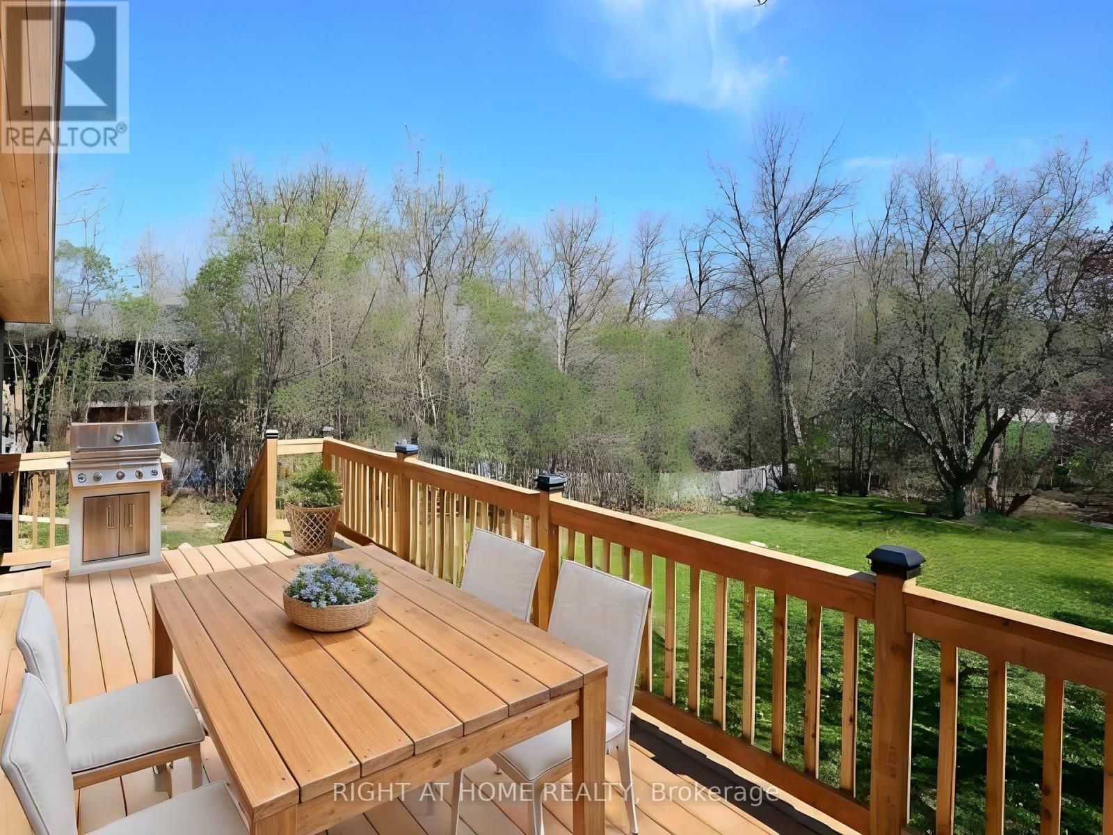 15 Pioneer Drive, Mississauga, ON - Outdoor With Deck Patio Veranda