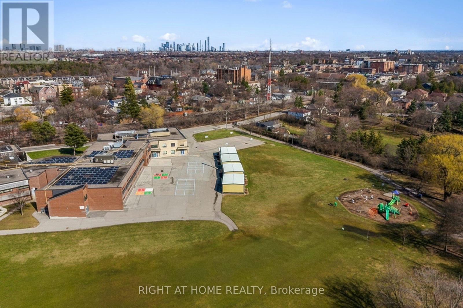 15 Pioneer Drive, Mississauga, ON - Outdoor With View