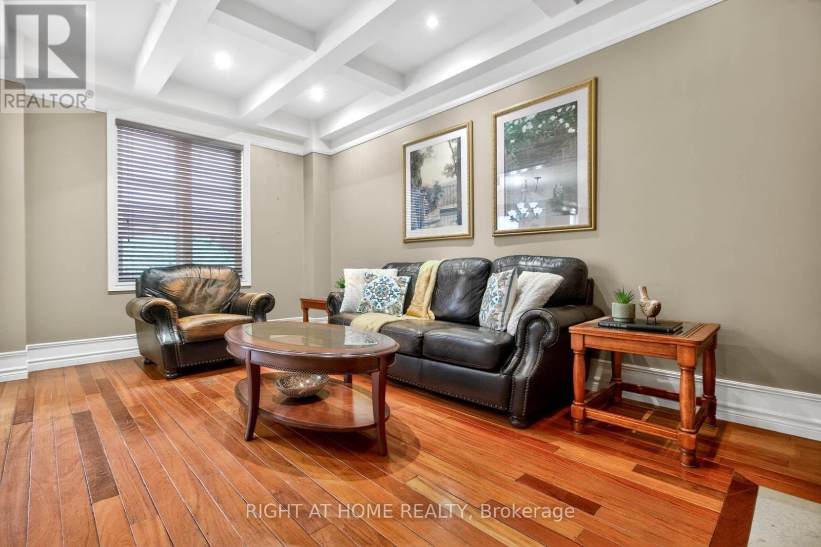 5956 Rayshaw Crescent, Mississauga, ON - Indoor Photo Showing Other Room
