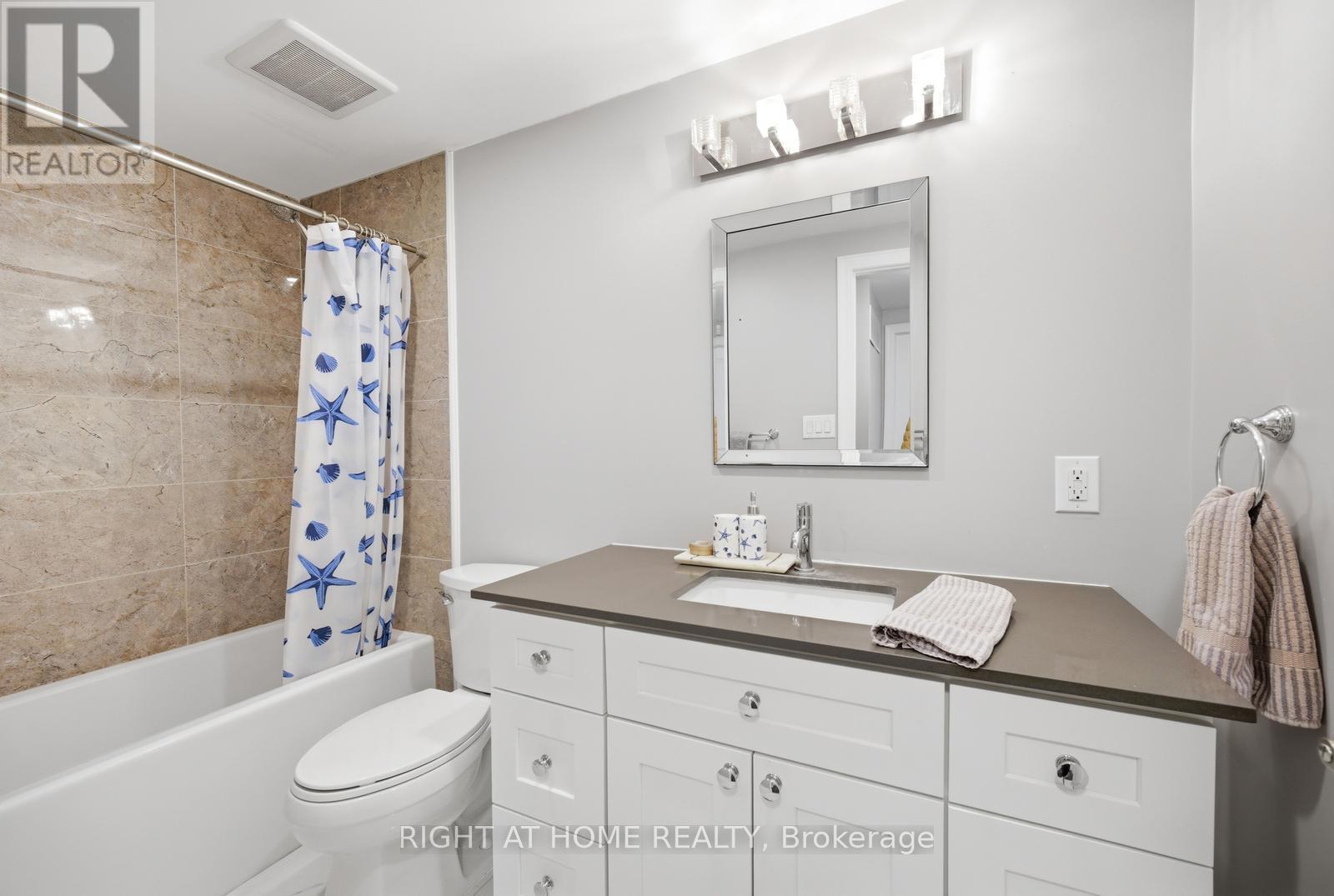 5885 7Th Line, New Tecumseth, ON - Indoor Photo Showing Bathroom