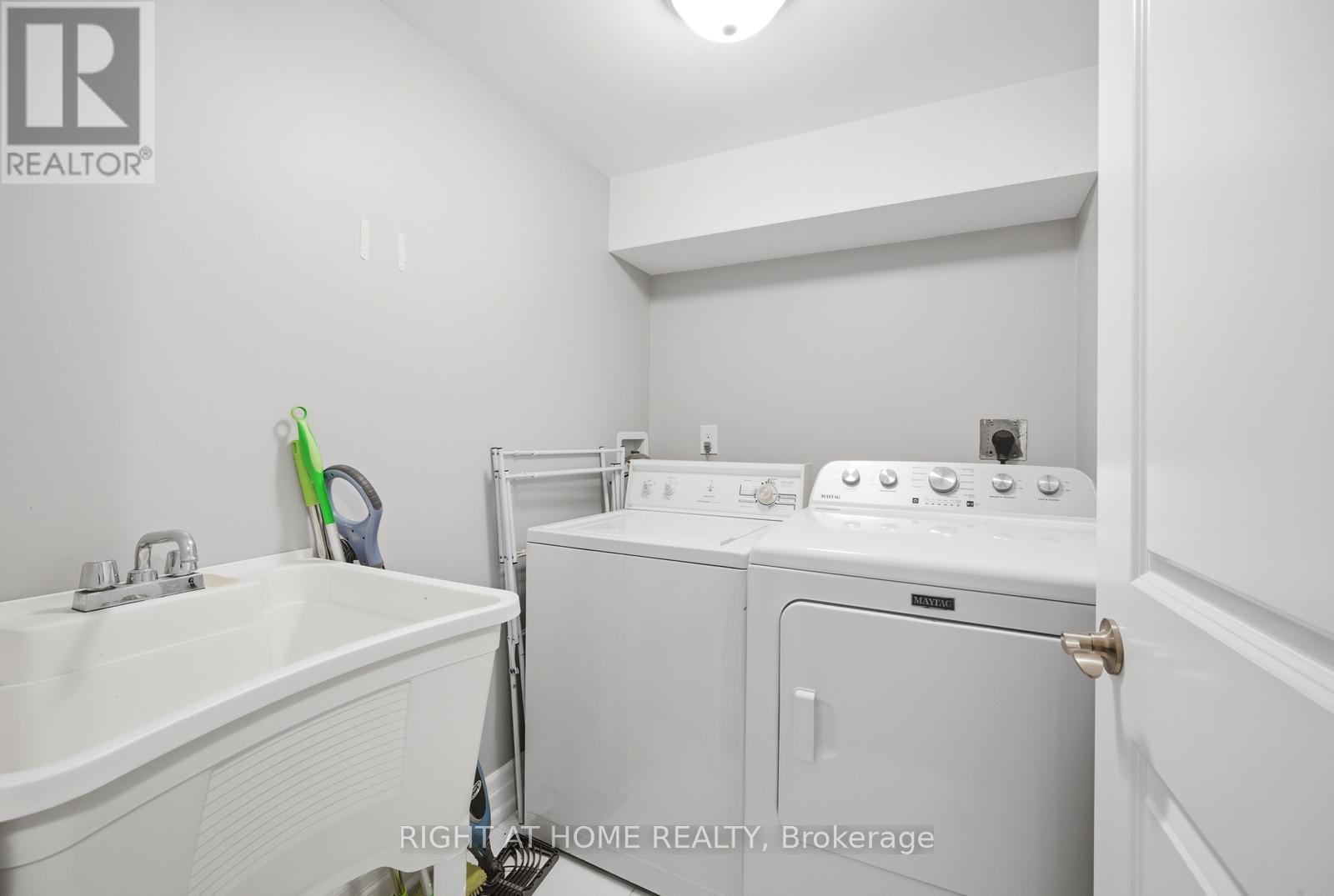5885 7Th Line, New Tecumseth, ON - Indoor Photo Showing Laundry Room