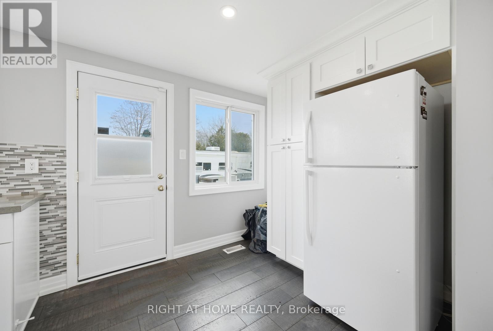 5885 7Th Line, New Tecumseth, ON - Indoor
