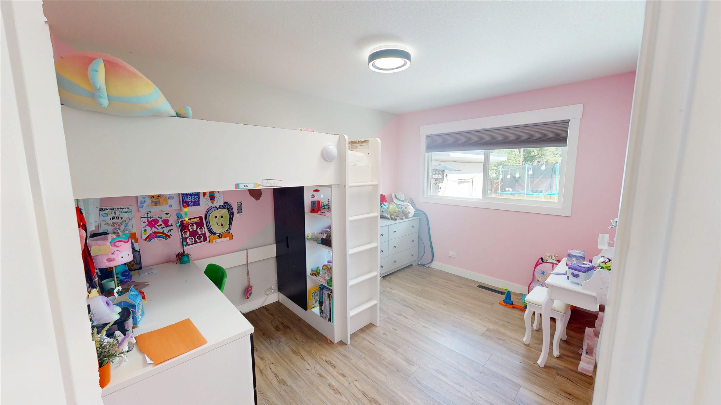 904 9Th Street, Cranbrook, BC - Indoor