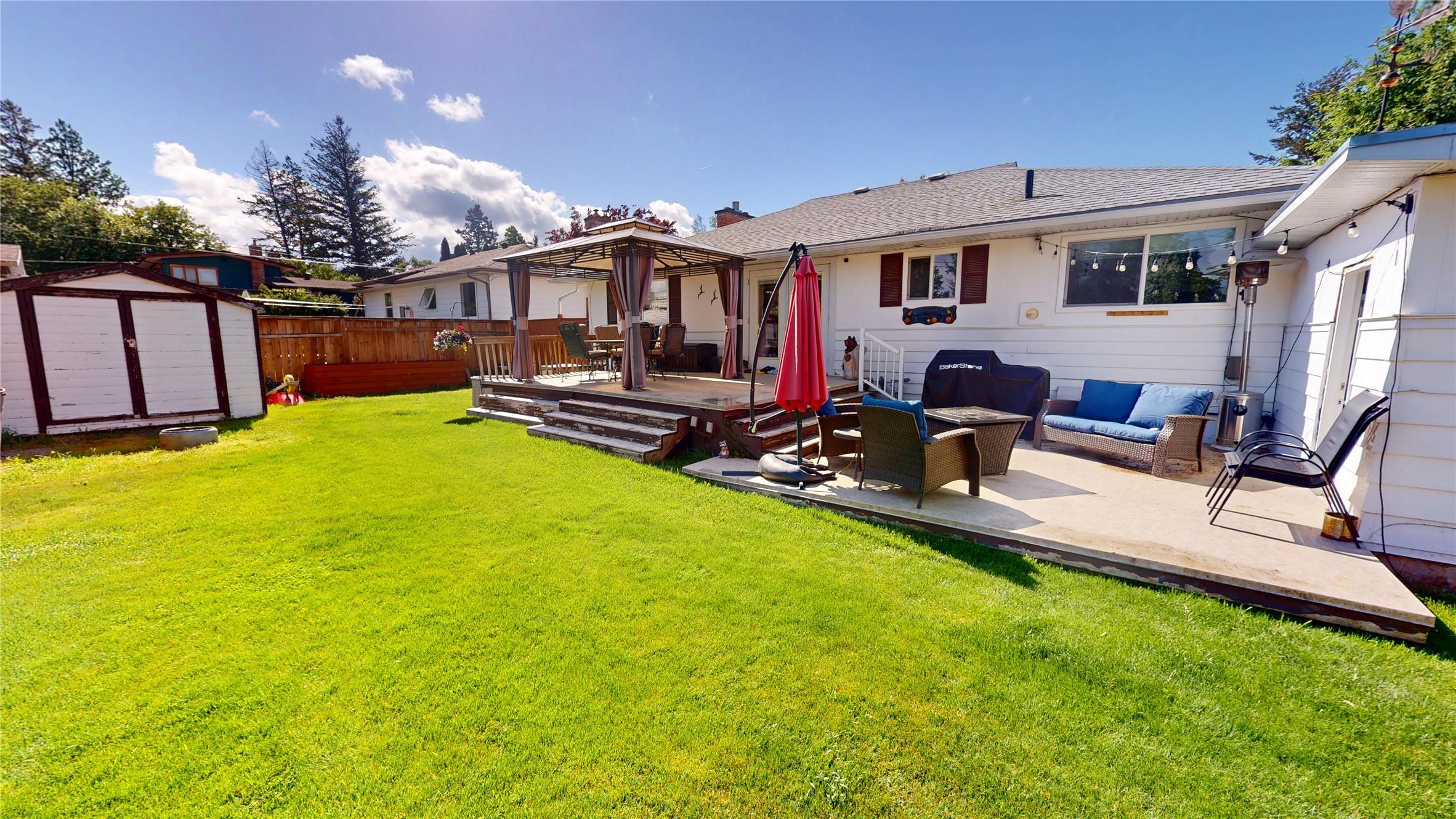 904 9Th Street, Cranbrook, BC - Outdoor With Deck Patio Veranda With Exterior