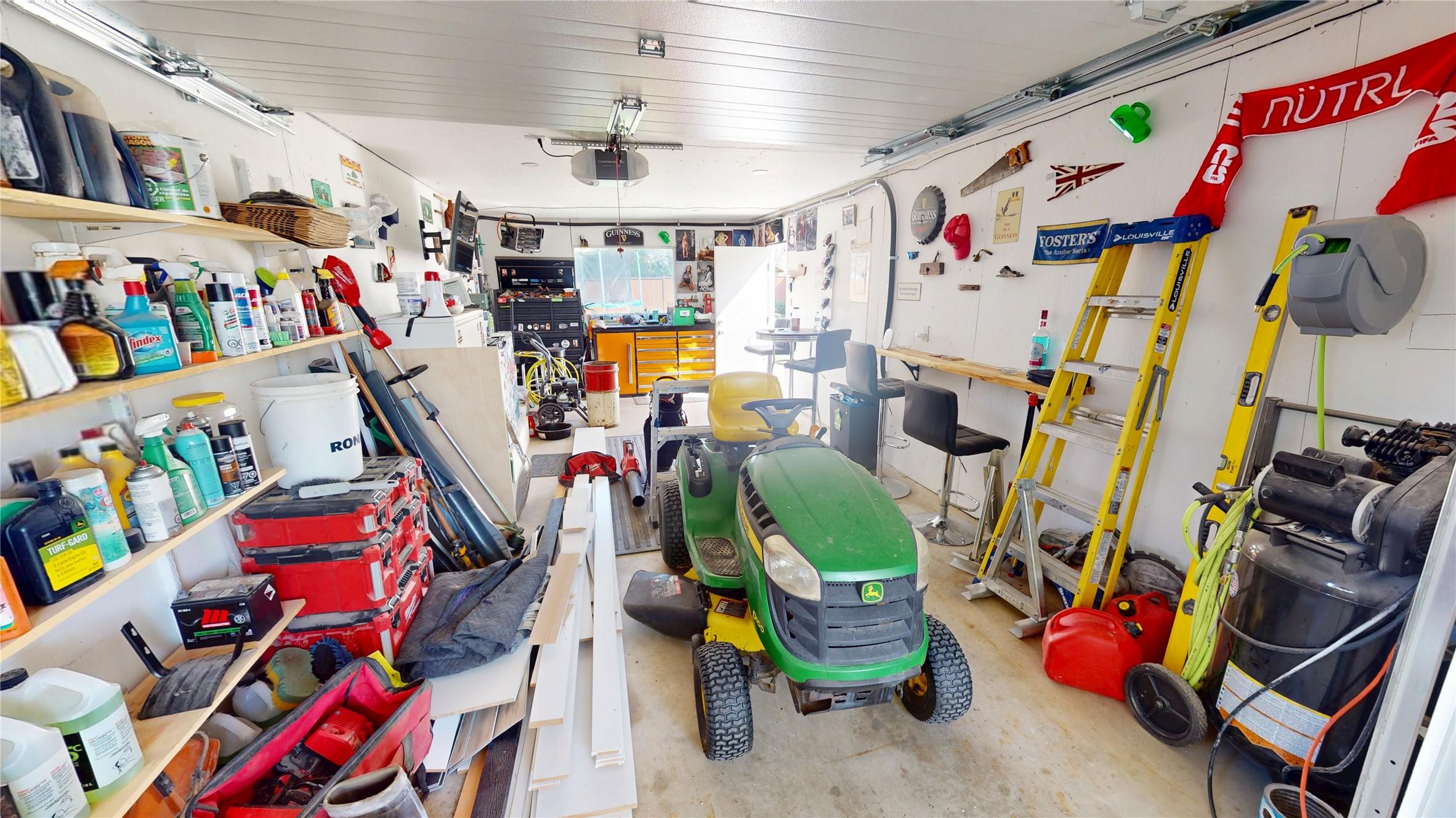 904 9Th Street, Cranbrook, BC - Indoor