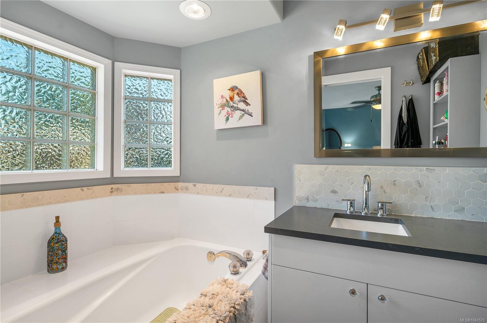 242 Dahl Rd, Campbell River, BC
