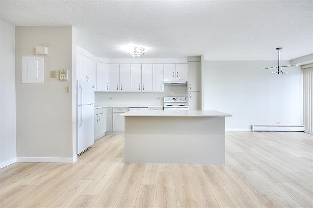 601-1305 Grant Ave, Winnipeg, MB - Indoor Photo Showing Kitchen