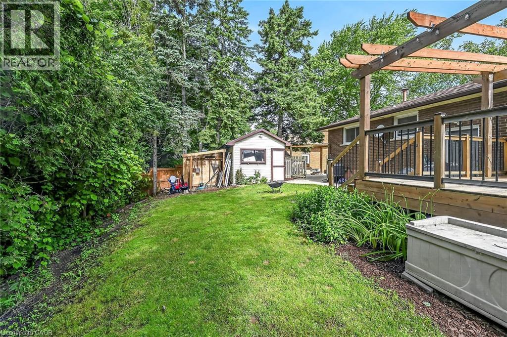 251 Mackenzie Crescent, Caledonia, ON - Outdoor With Deck Patio Veranda