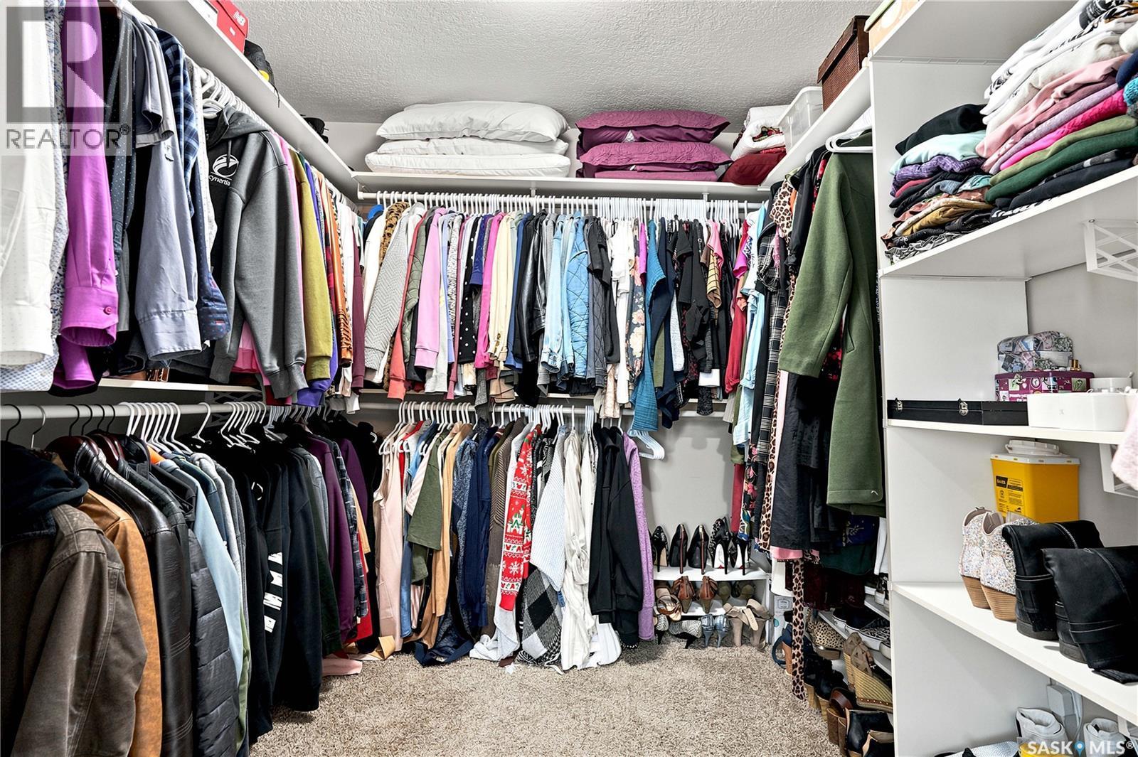 335 Dawson Crescent, Saskatoon, SK - Indoor With Storage