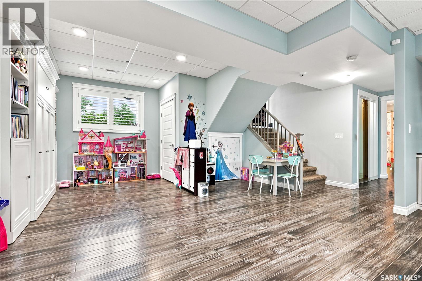 335 Dawson Crescent, Saskatoon, SK - Indoor Photo Showing Other Room