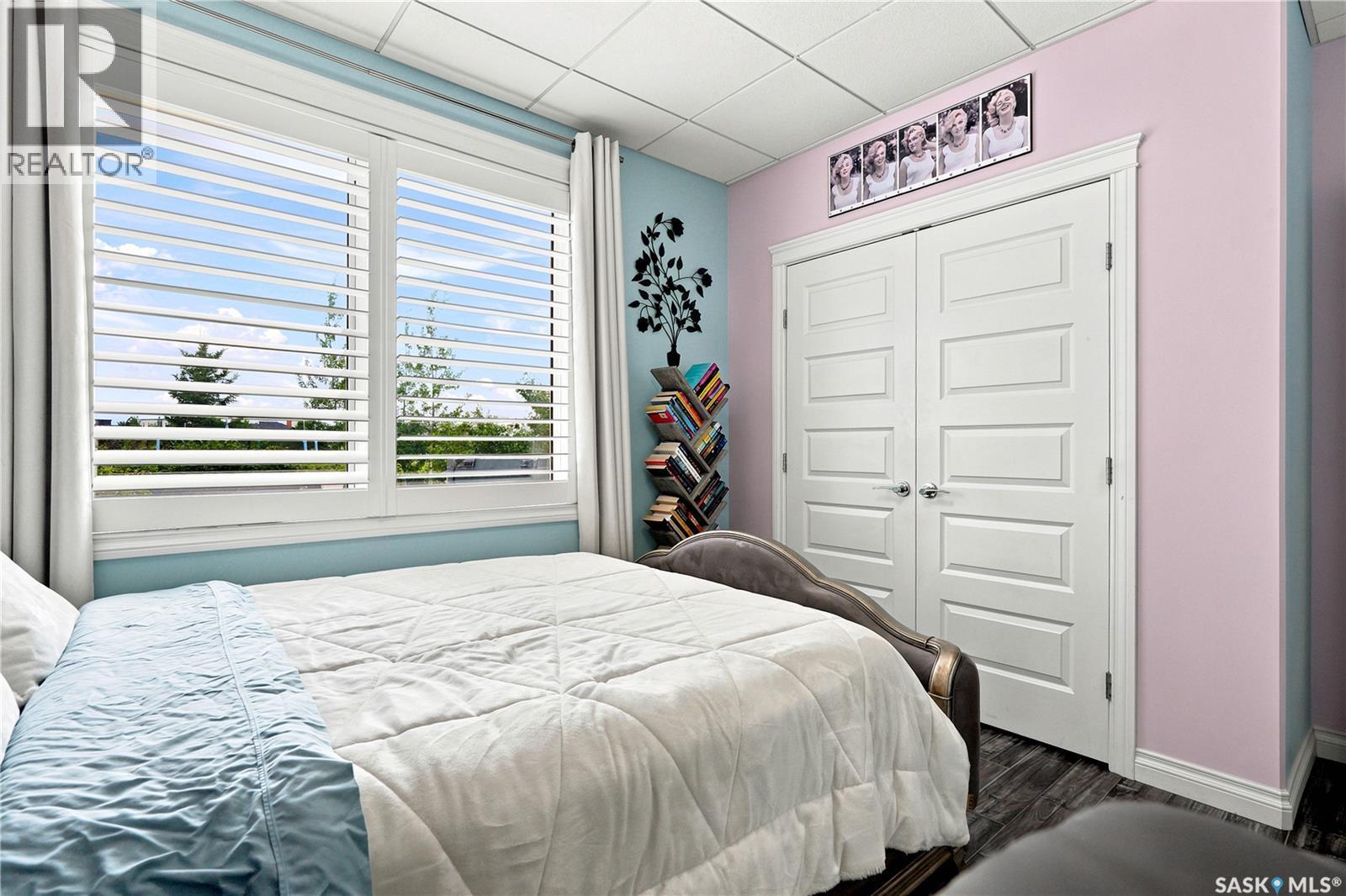 335 Dawson Crescent, Saskatoon, SK - Indoor Photo Showing Bedroom