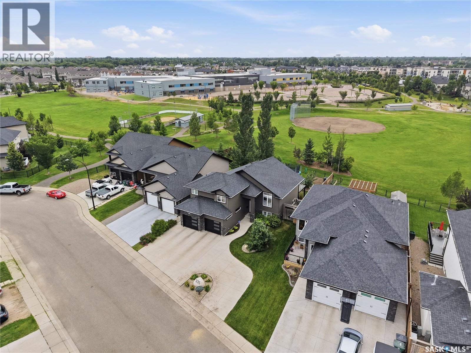 335 Dawson Crescent, Saskatoon, SK - Outdoor With View