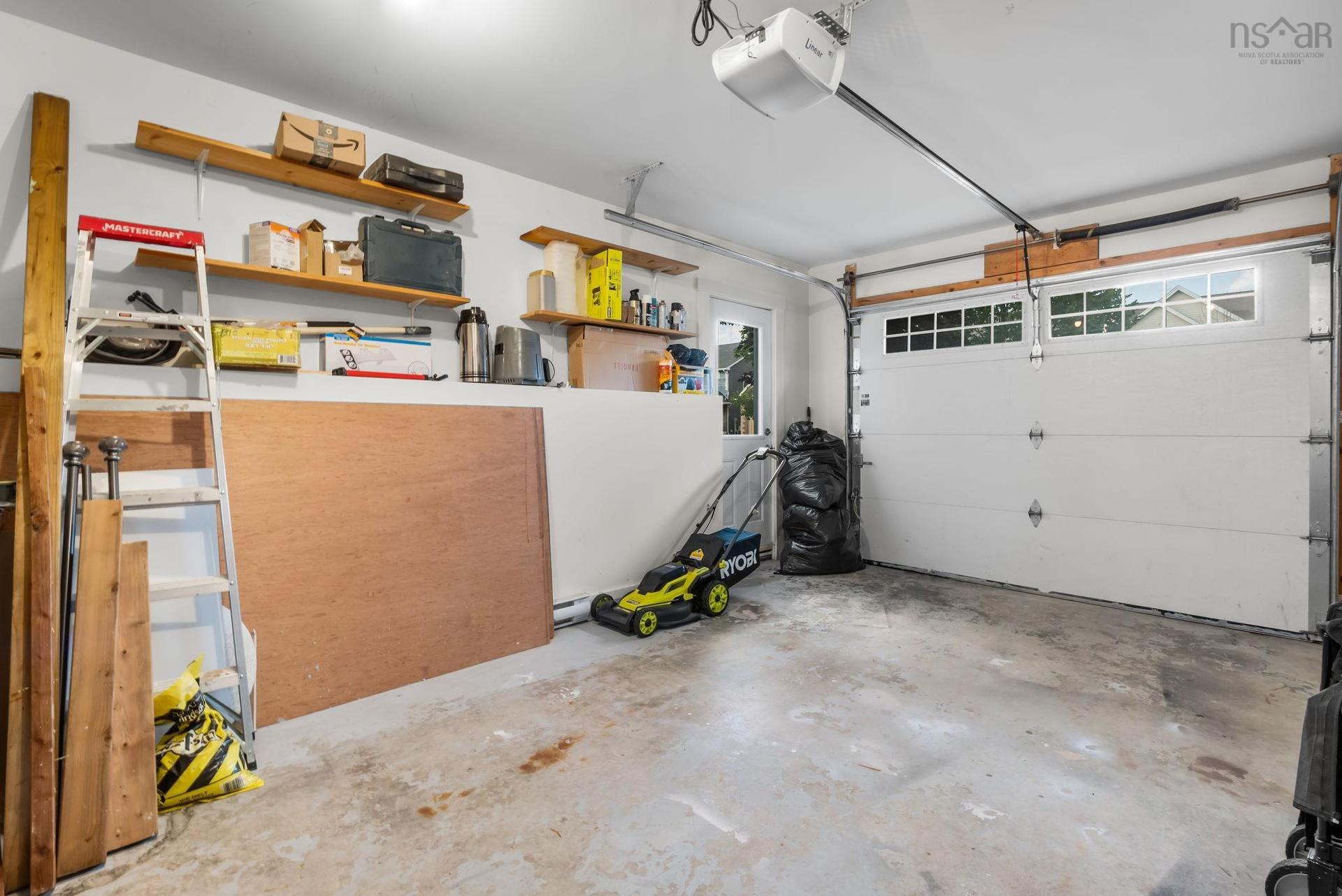 51 Capstone Crescent, Bedford, NS - Indoor Photo Showing Garage