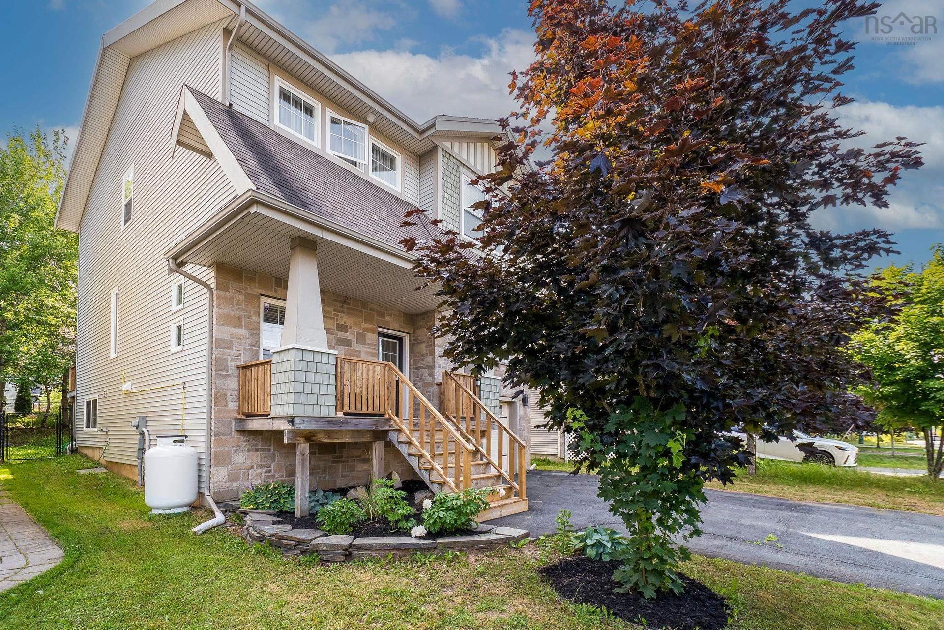 51 Capstone Crescent, Bedford, NS - Outdoor With Deck Patio Veranda