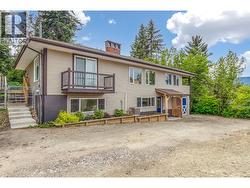 1231 1 Street SE Salmon Arm, BC V1E 0B6
