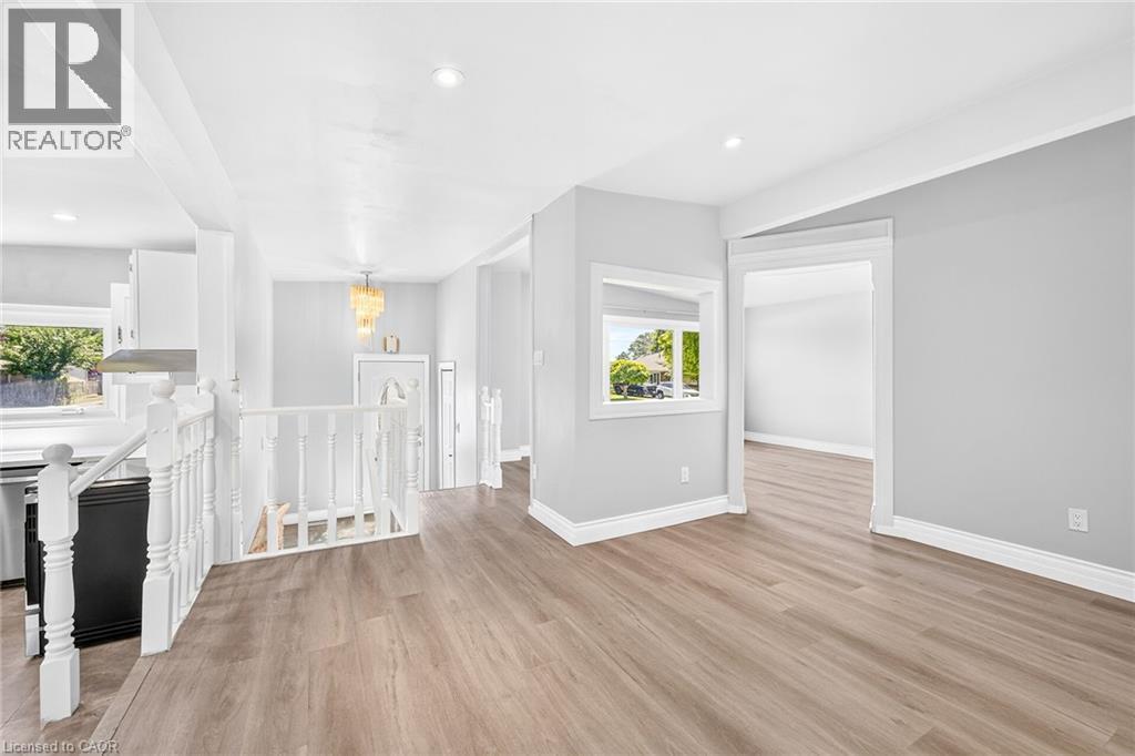 96 Fielding Crescent, Hamilton, ON - Indoor