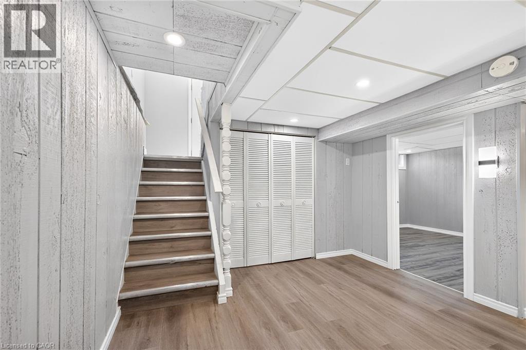 96 Fielding Crescent, Hamilton, ON - Indoor Photo Showing Other Room