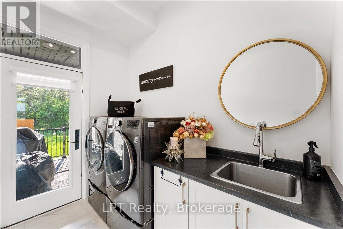67 Charles Tilley Crescent, Clarington, ON - Indoor Photo Showing Laundry Room