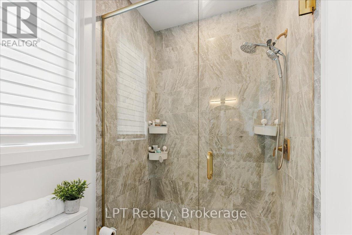 Loft bathroom - 67 Charles Tilley Crescent, Clarington, ON - Indoor Photo Showing Bathroom