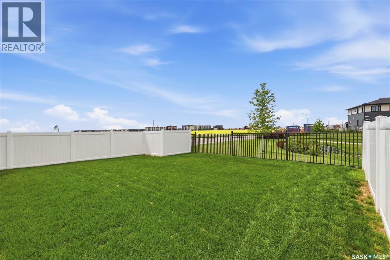 104 Forsey Avenue, Saskatoon, SK - Outdoor With Backyard