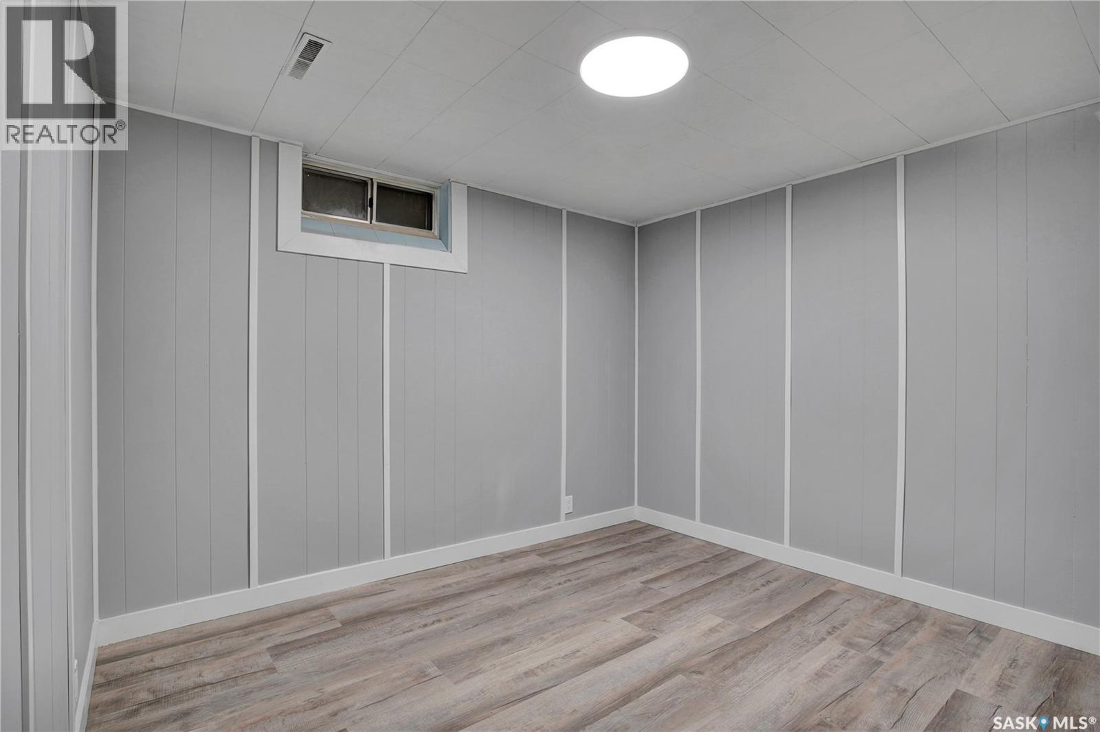 2945 Preston Avenue S, Saskatoon, SK - Indoor Photo Showing Other Room