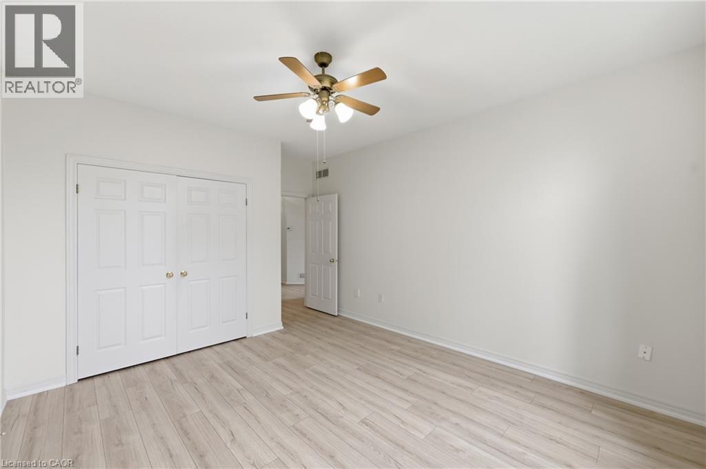 98 Sunibel Drive E, Glanbrook, ON - Indoor Photo Showing Other Room