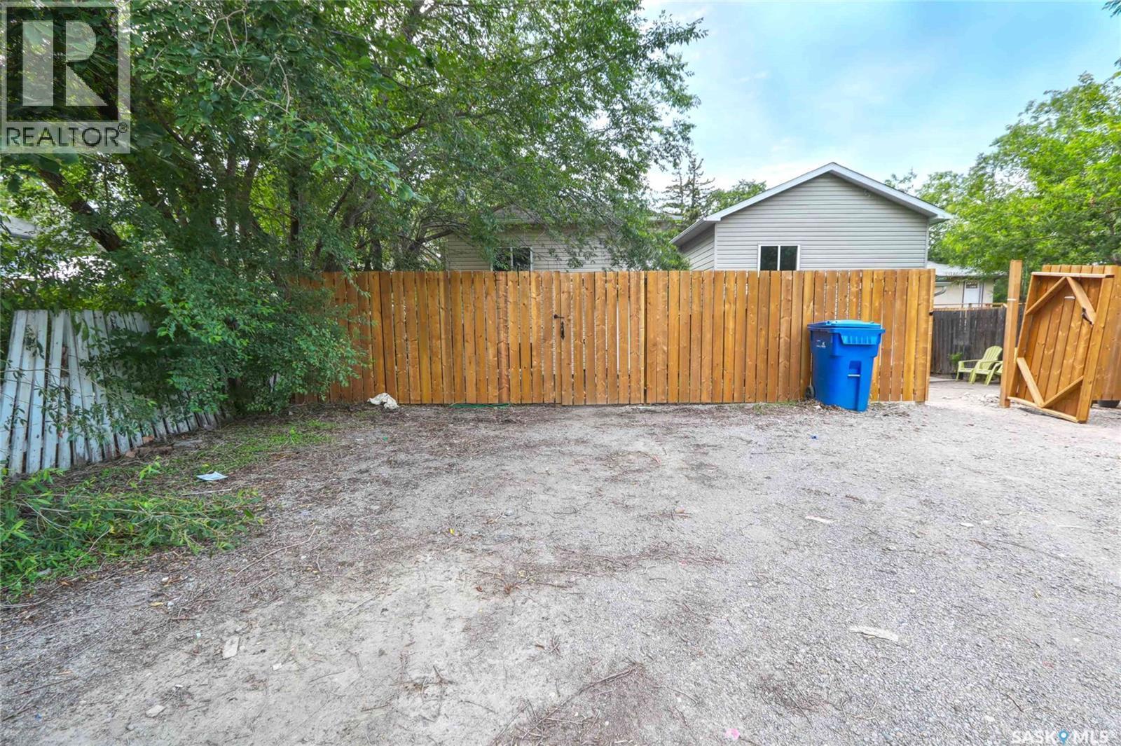 741 Garnet Street, Regina, SK - Outdoor