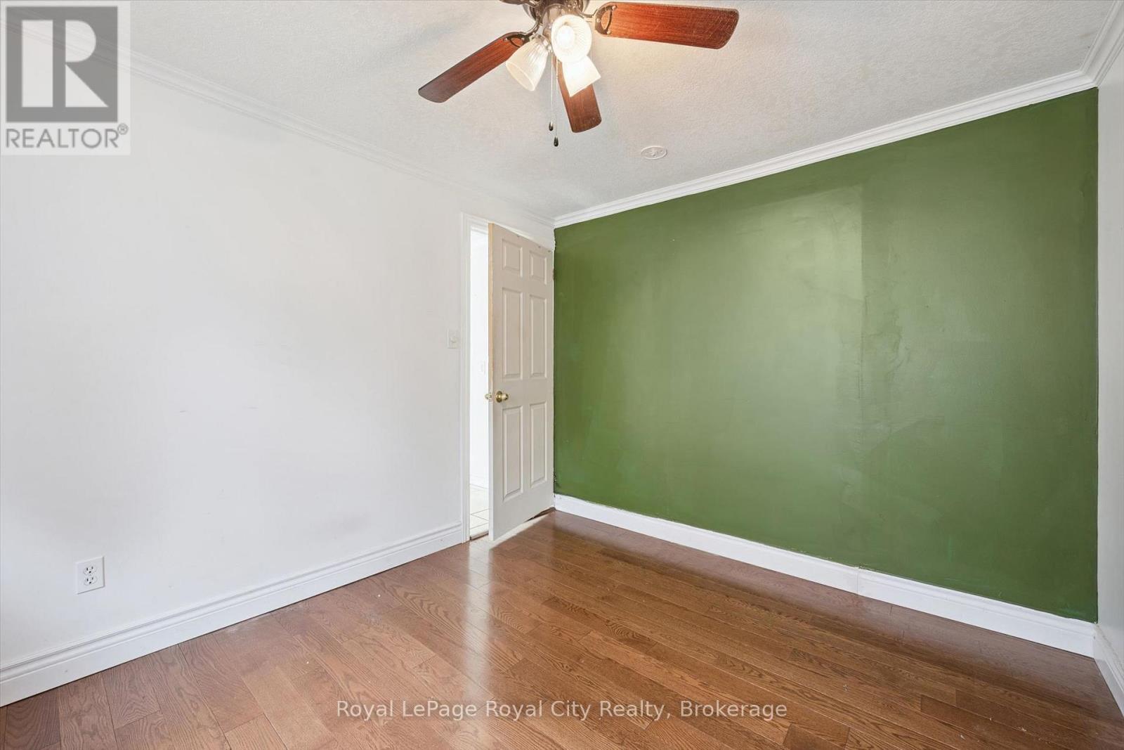 628 Willow Road, Guelph (Willow West/Sugarbush/West Acres), ON - Indoor Photo Showing Other Room