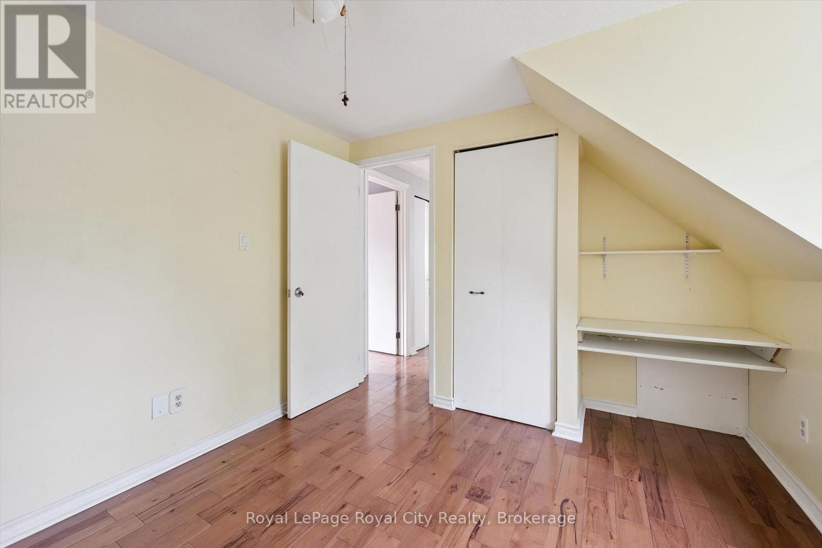 628 Willow Road, Guelph (Willow West/Sugarbush/West Acres), ON - Indoor Photo Showing Other Room