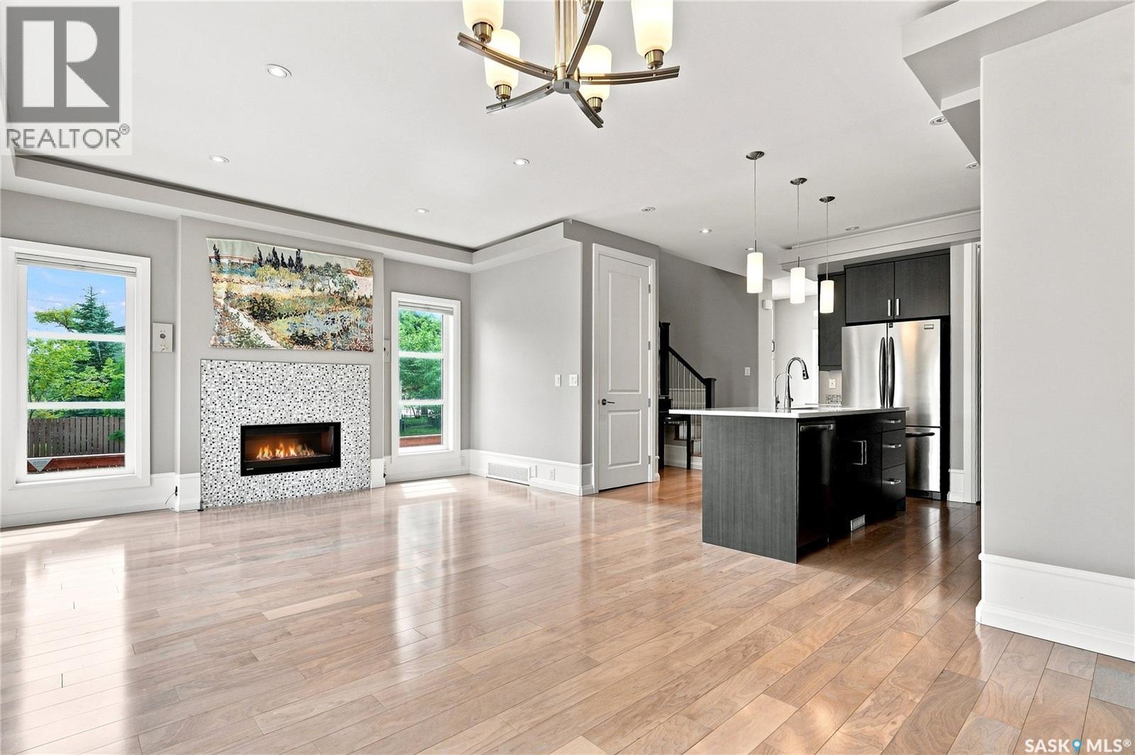 1623 Broadway Avenue, Saskatoon, SK - Indoor With Fireplace