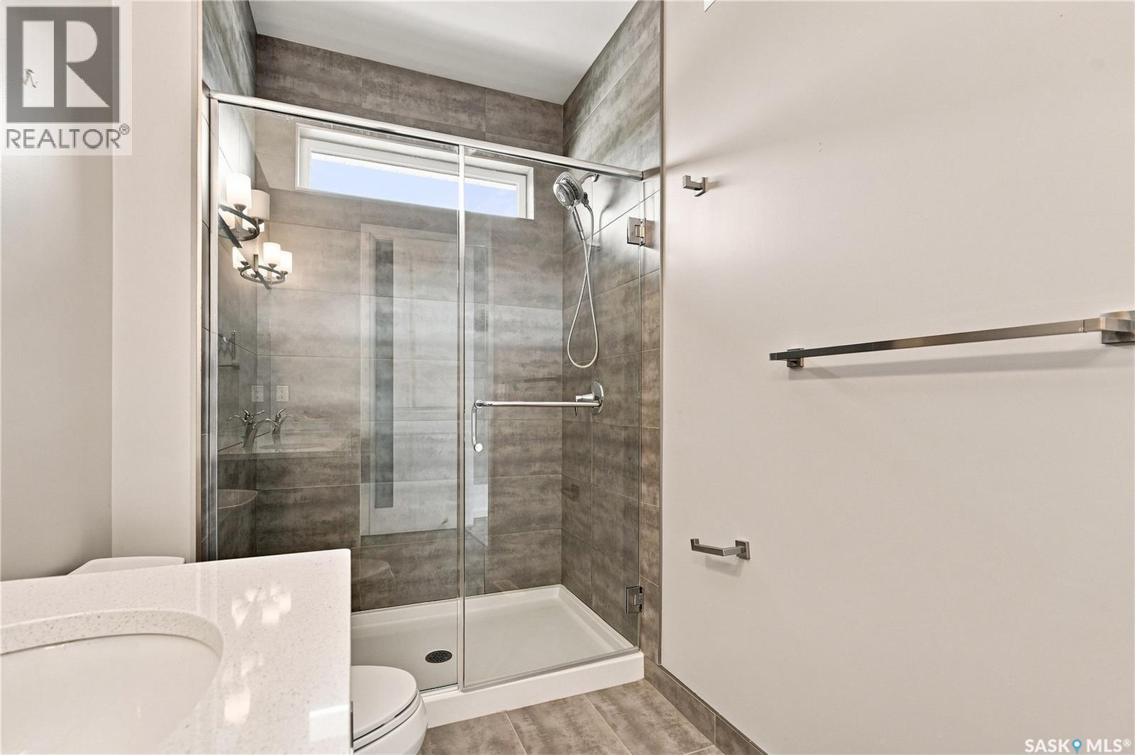 1623 Broadway Avenue, Saskatoon, SK - Indoor Photo Showing Bathroom