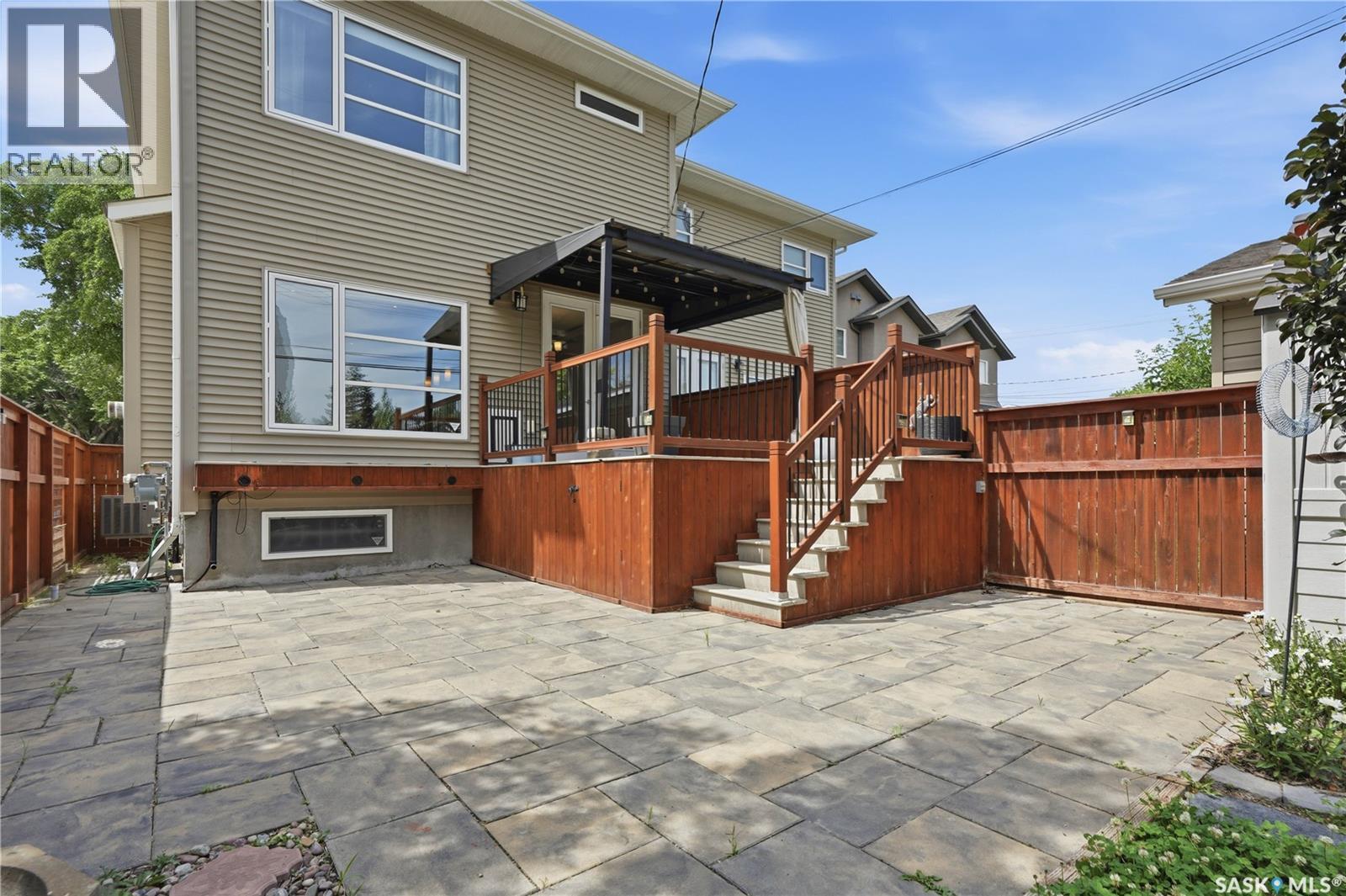 1623 Broadway Avenue, Saskatoon, SK - Outdoor With Deck Patio Veranda With Exterior