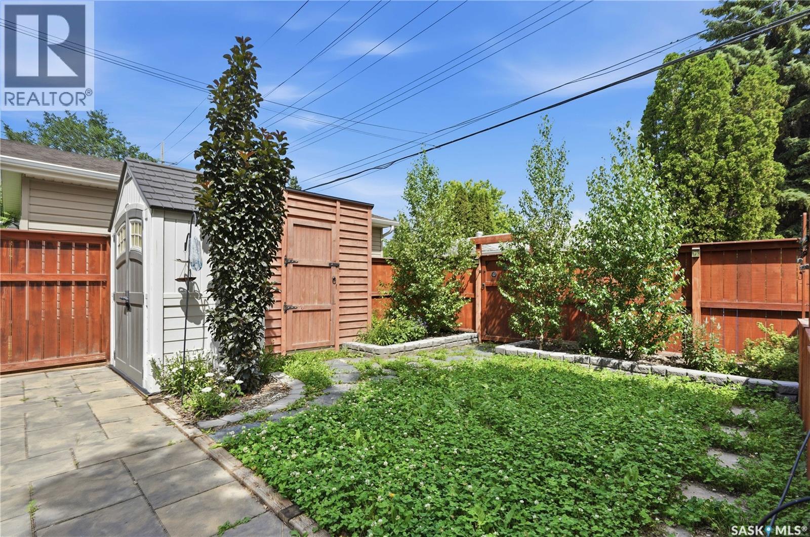 1623 Broadway Avenue, Saskatoon, SK - Outdoor