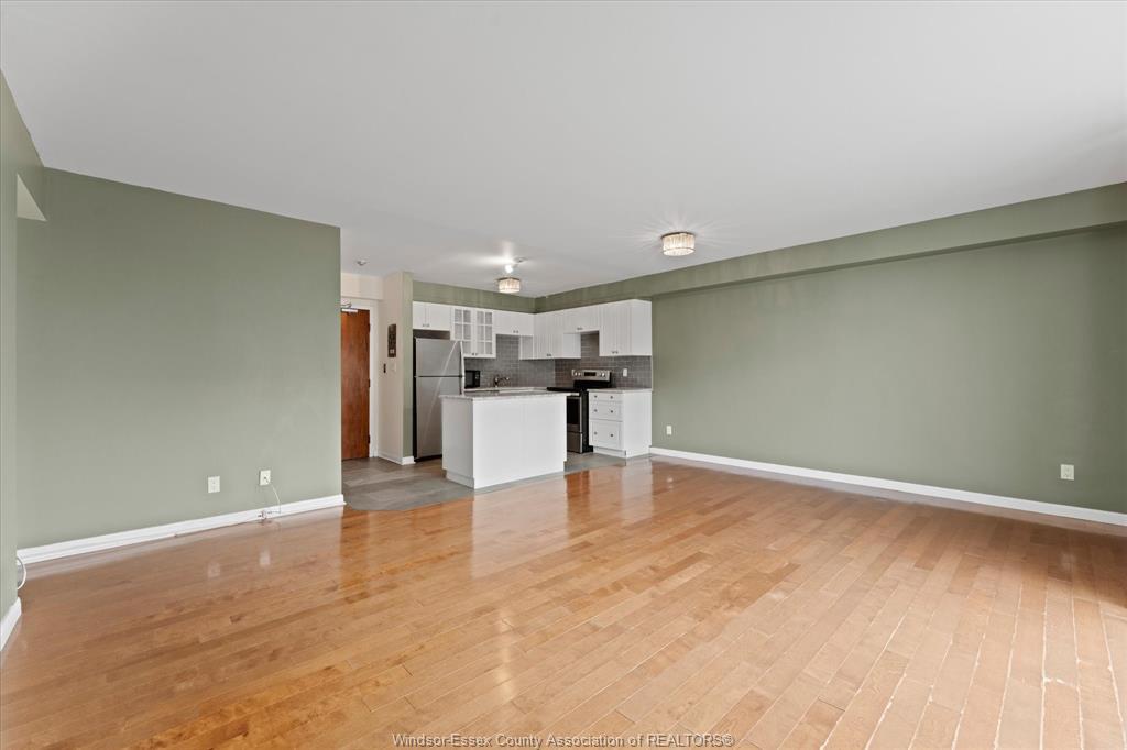 1110-8591 Riverside Drive East, Windsor, ON - Indoor