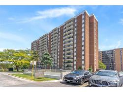 1110-8591 RIVERSIDE Drive EASTWindsor, ON N8S 1G3