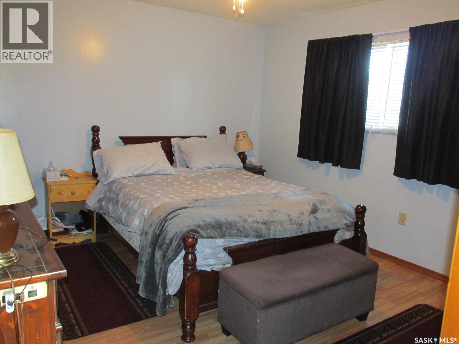 1103 3Rd Street W, Nipawin, SK - Indoor Photo Showing Bedroom