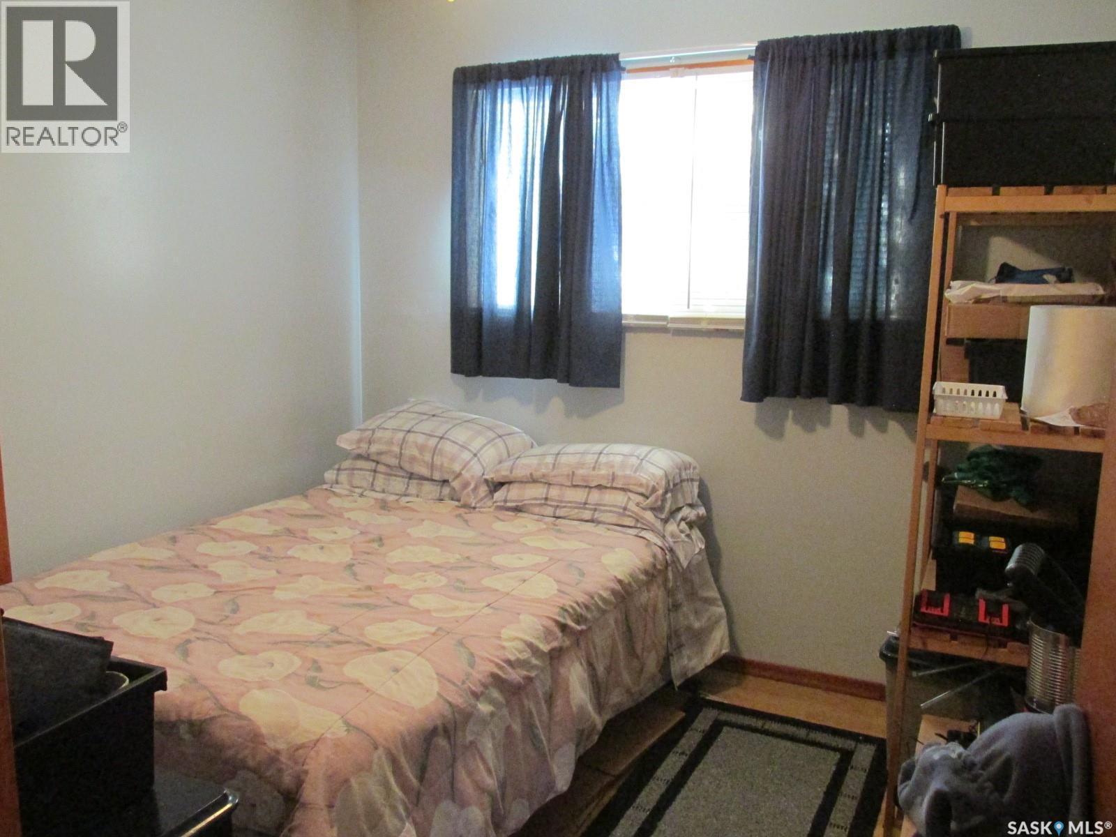 1103 3Rd Street W, Nipawin, SK - Indoor Photo Showing Bedroom