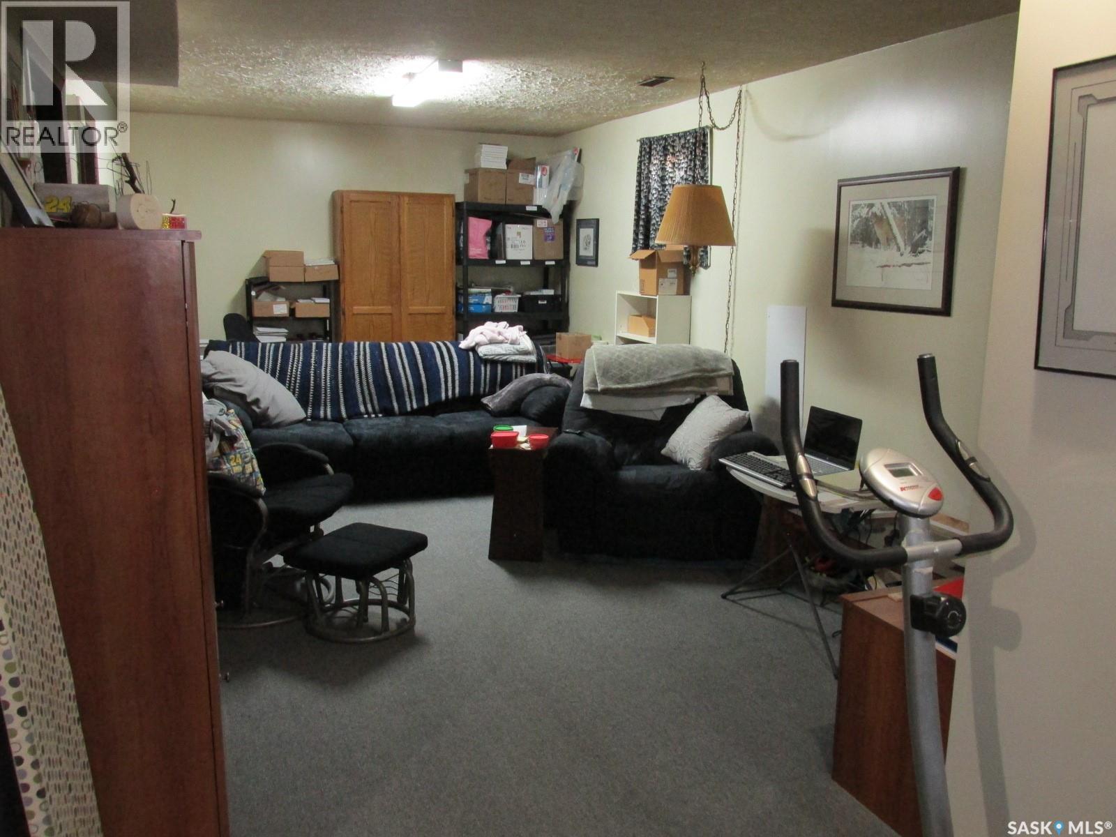 1103 3Rd Street W, Nipawin, SK - Indoor