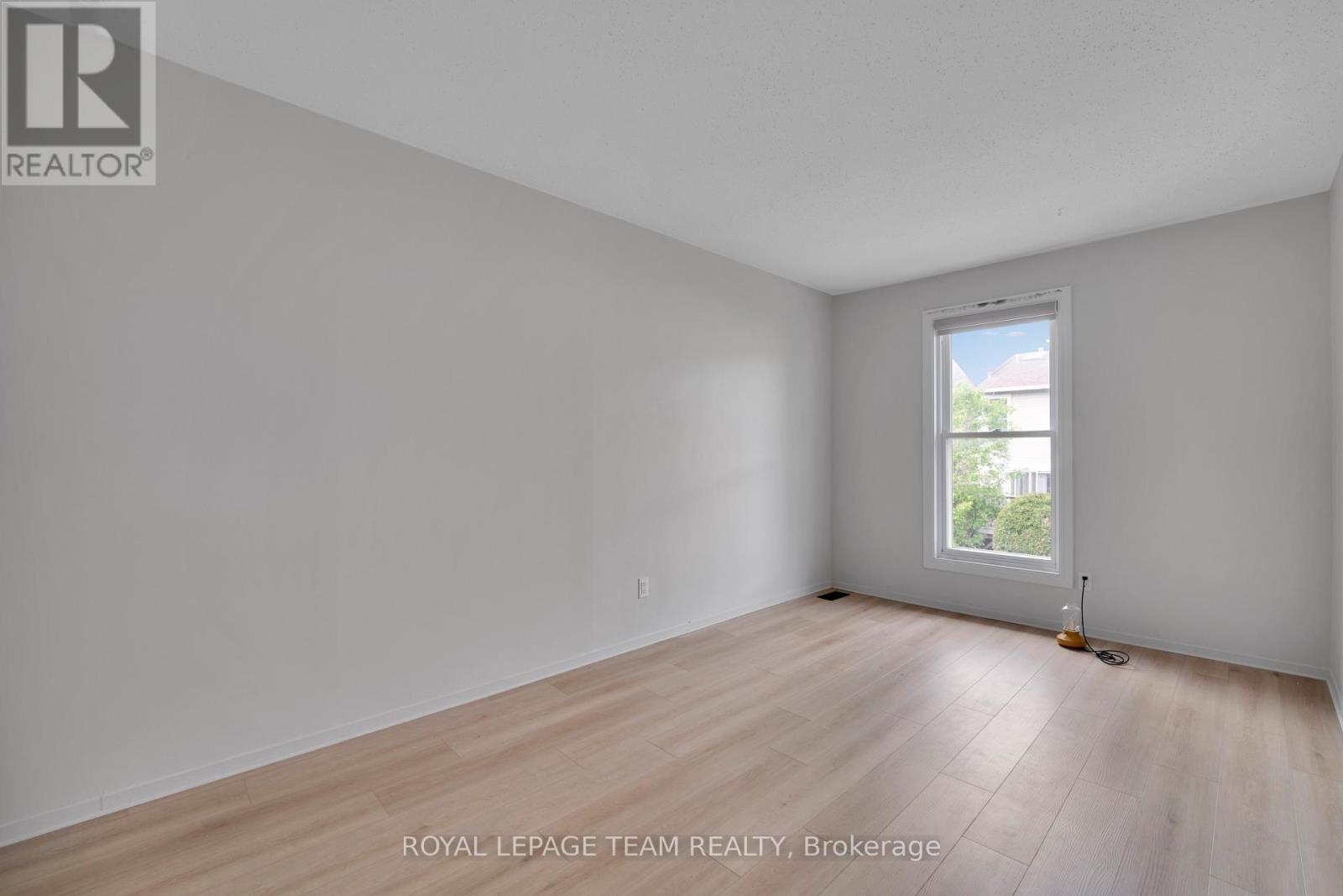 282 Dalehurst Drive, Ottawa, ON - Indoor Photo Showing Other Room